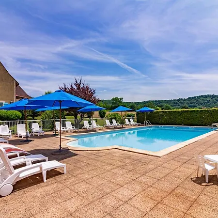 Hotel Le Relais Des 5 Chateaux Vézac