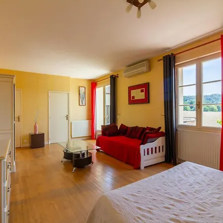 Le Relais Des 5 Chateaux