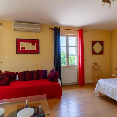 Le Relais Des 5 Chateaux Hotel Vézac