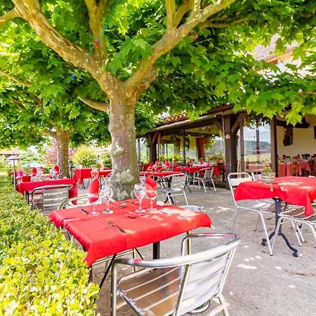 Le Relais Des 5 Chateaux 3* Vézac