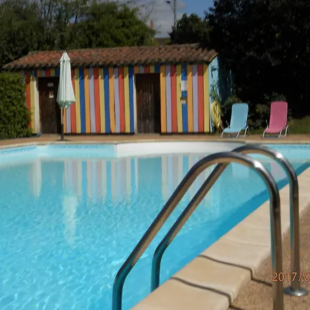Le Relais Des 5 Chateaux 3*