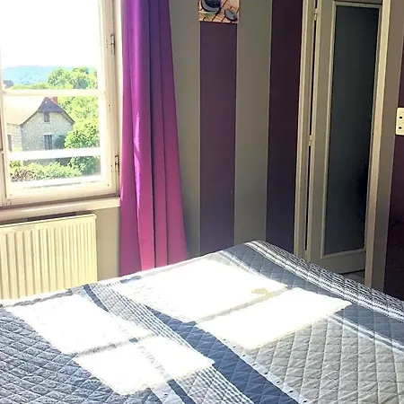 Hotel Le Relais Des 5 Chateaux Vézac