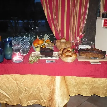 Hotel Le Relais Des 5 Chateaux 3*