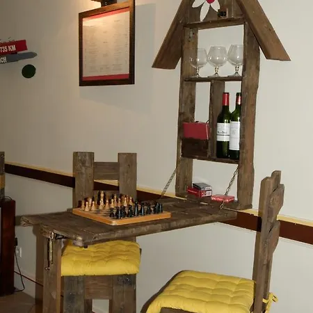 Hotel Le Relais Des 5 Chateaux