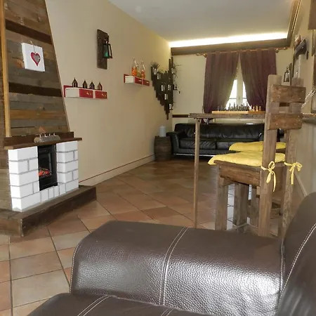 Le Relais Des 5 Chateaux Hotel 3*