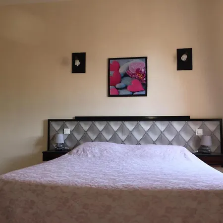 Le Relais Des 5 Chateaux