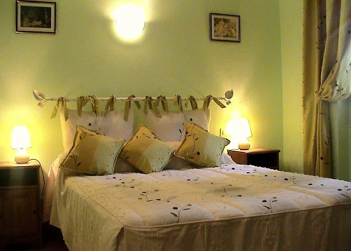 Le Relais Des 5 Chateaux Hotel