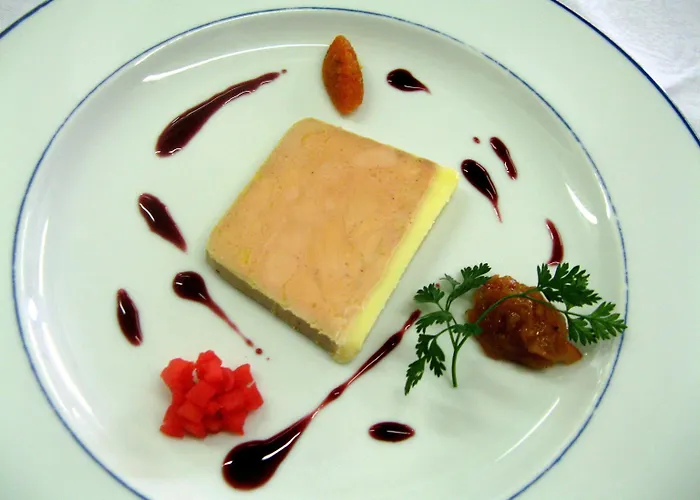 Le Relais Des 5 Chateaux Hotel 3*