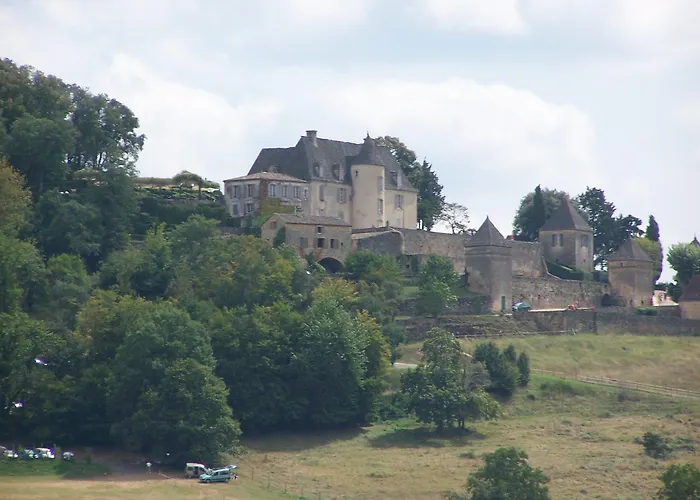 Le Relais Des 5 Chateaux Hotel 3*