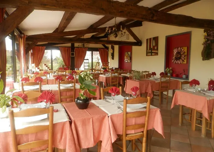 Le Relais Des 5 Chateaux Hotel Vézac