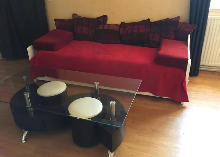 Le Relais Des 5 Chateaux Hotel